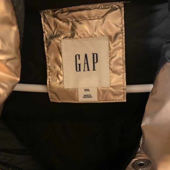 GAP Gold Puffer - Picture 3 of 6
